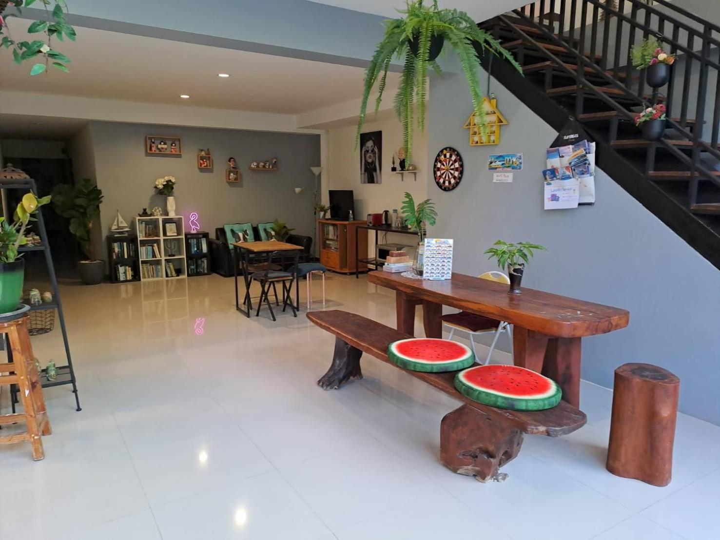 WAKE UP @Lanta Hotel : Cafe Ko Lanta Esterno foto